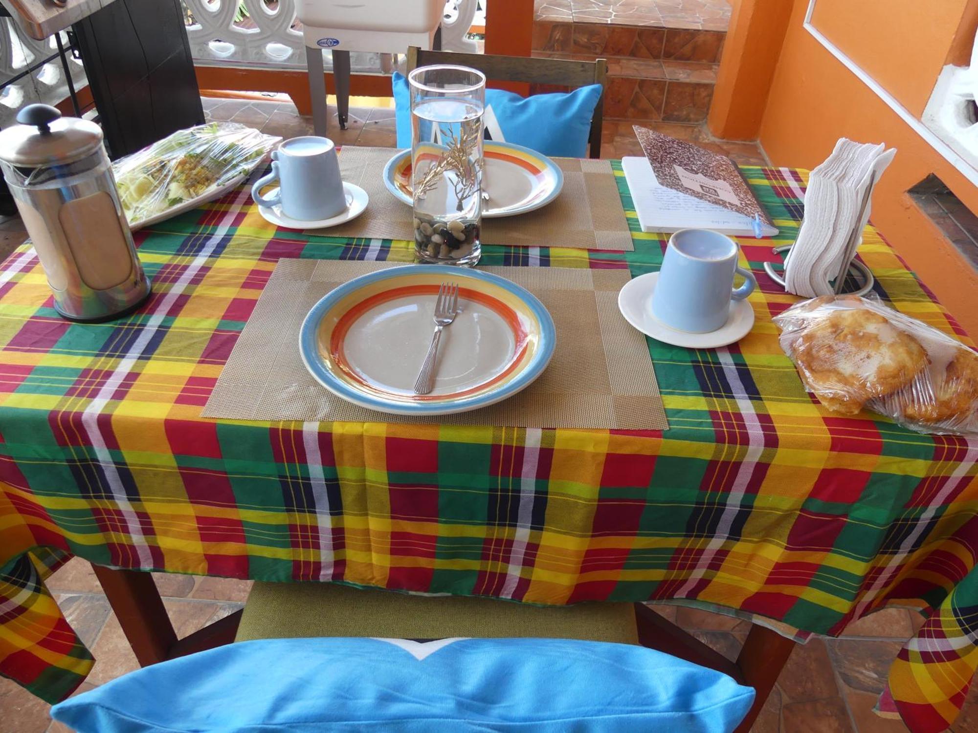 Southern Haven Guesthouse Laborie Bagian luar foto